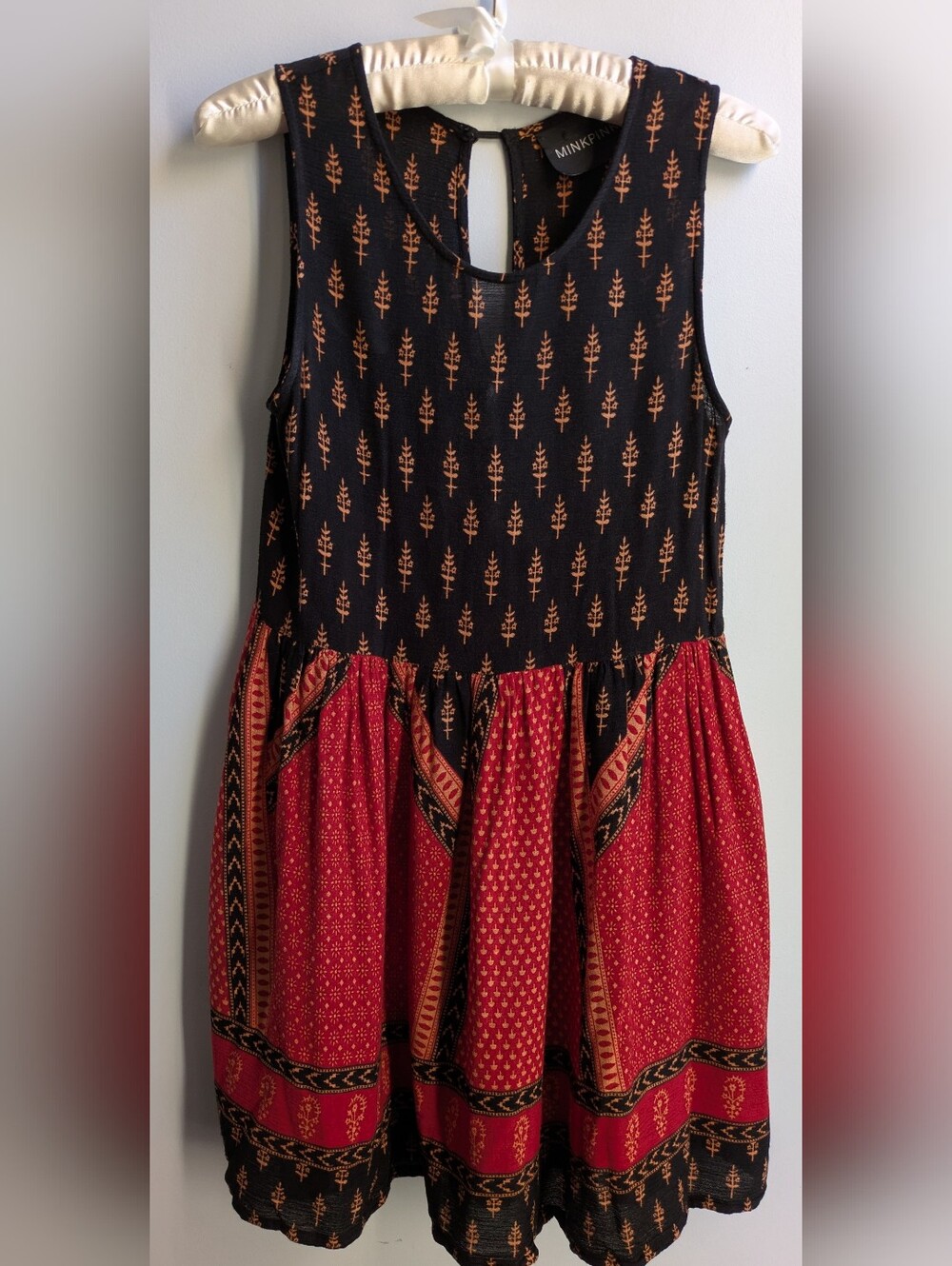 MINKPINK "Scorpio Rising"  Black/Red Print Sleeveless Mini-dress Size Small